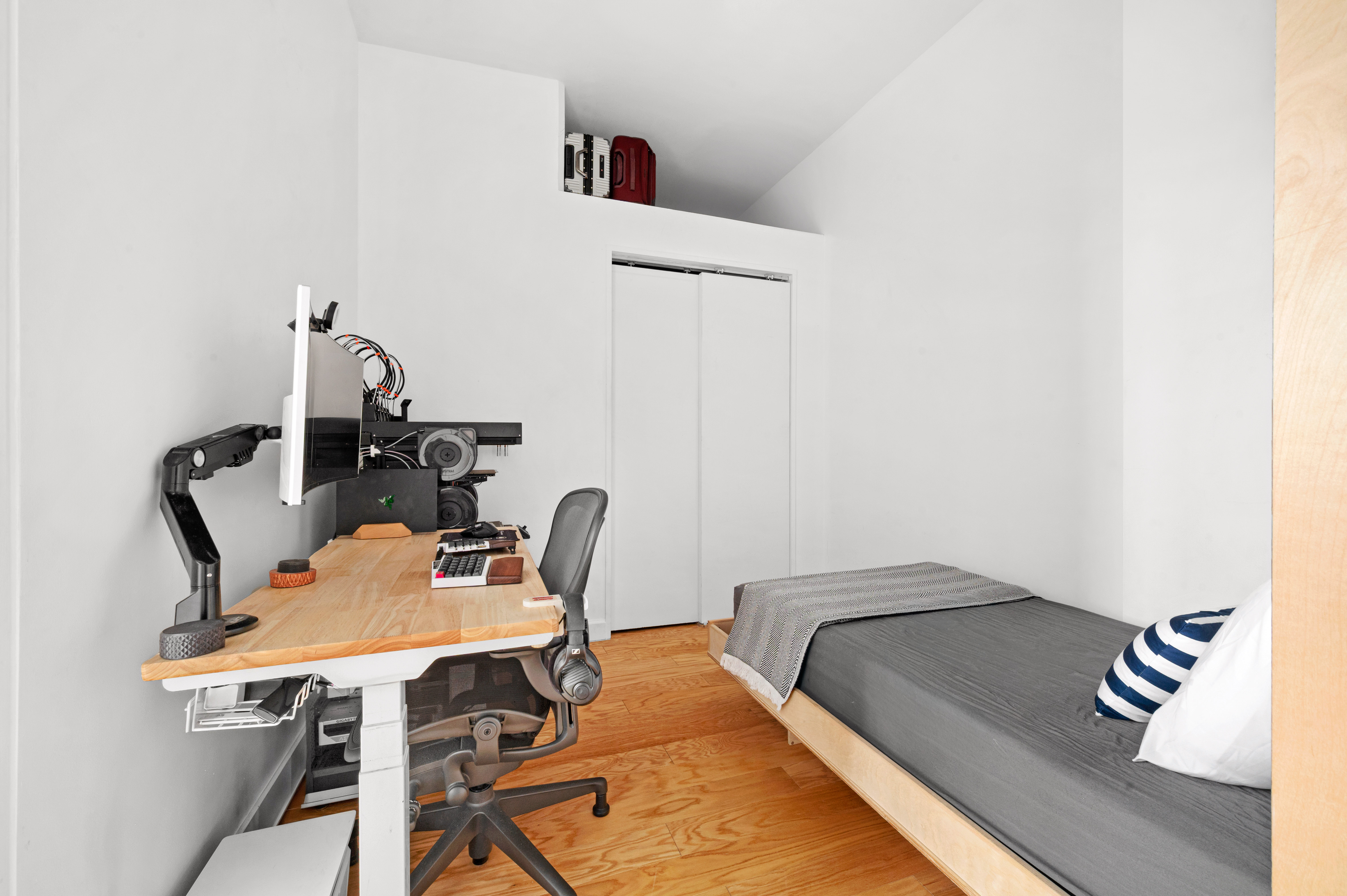 27-28 Thomson Avenue, Unit 128 Queens, NY 11101 - Photo 9 of 25
