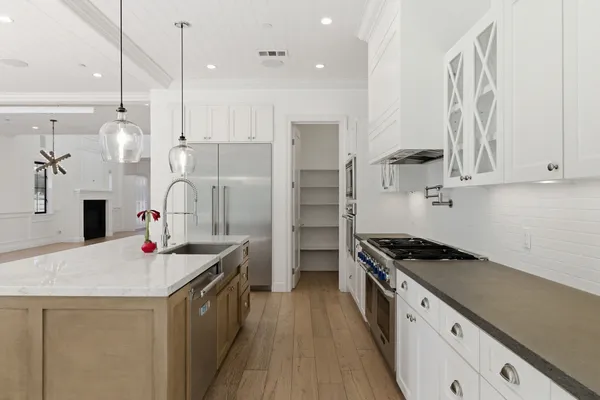 $17,000 | 1405 Oak Avenue, Manhattan Beach, CA 90266