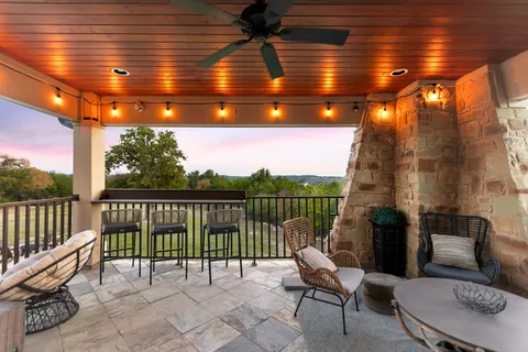 $1,285,000 | 309 Hacienda Place, Dripping Springs, TX 78620