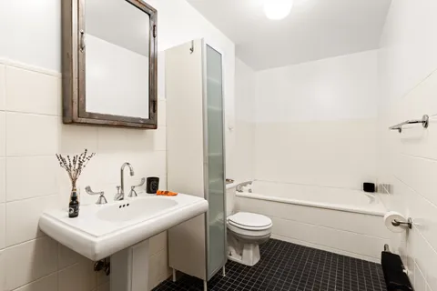 $2,350,000 | 543 Manhattan Avenue | Harlem
