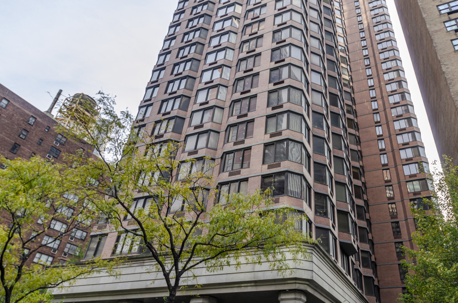 240 East 39th Street, Unit Undisclosed Manhattan, NY 10016 - Photo 14 of 15 Gallery Image 14