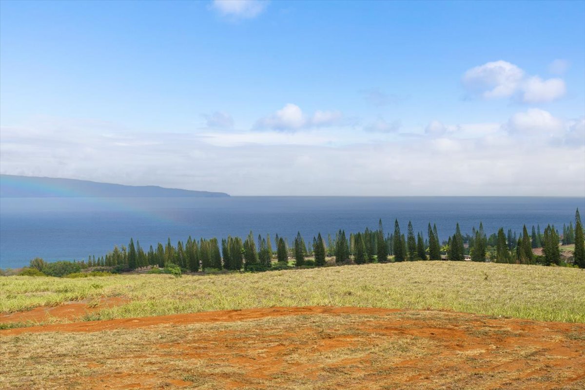 Uki'uki Loop Lahaina, HI 96761 - Photo 15 of 37 a view of an ocean and city