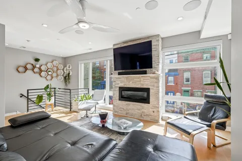 $1,150,000 | 604 North 4th Street, Philadelphia, PA 19123