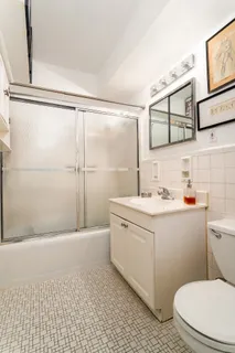 $450,000 | 357 East 57th Street, Unit 5C | Sutton Place