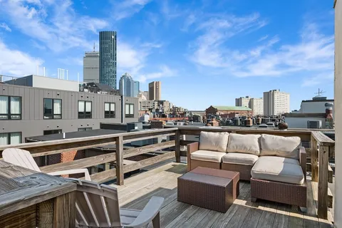 $975,000 | 103 Gainsborough Street, Unit 108, Boston, MA 02115