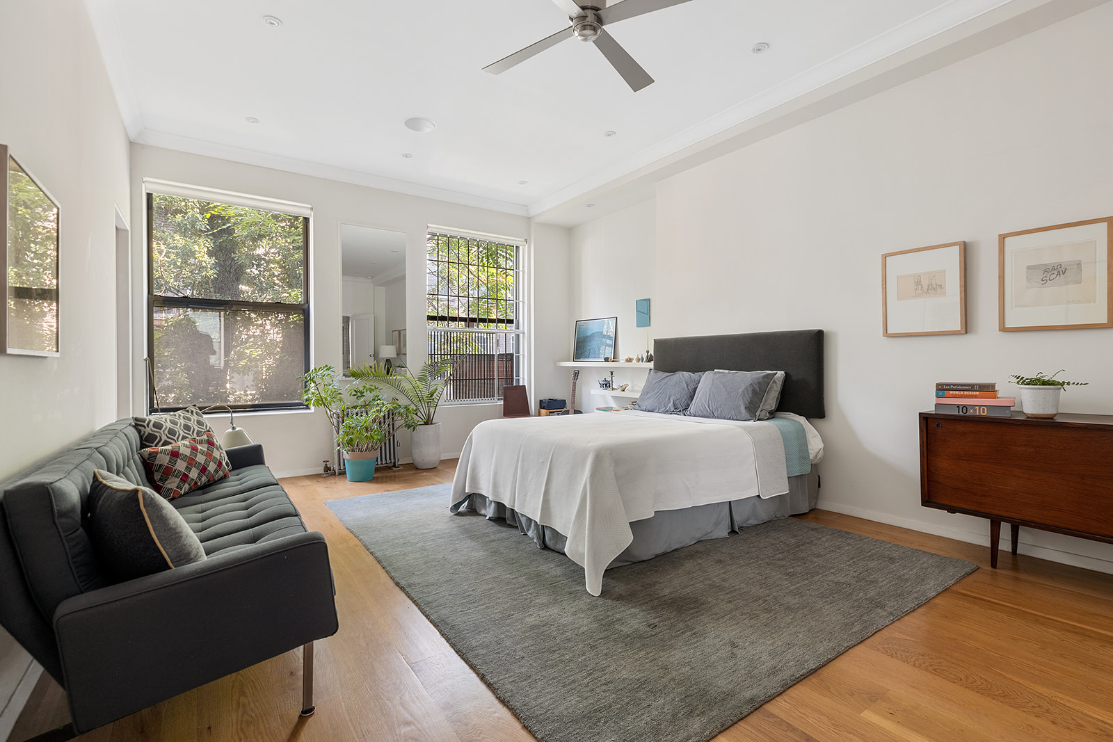 313 East 10th Street, Unit 3 Manhattan, NY 10009 - Photo 5 of 10