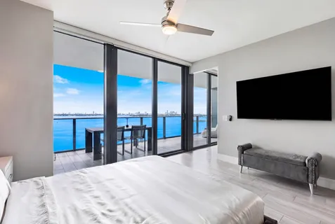 $6,100 | 3131 Northeast 7th Avenue, Unit 2402, Miami, FL 33137