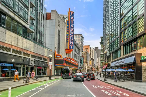 $3,499,000 | 2 Avery Street, Unit 25C, Boston, MA 02111