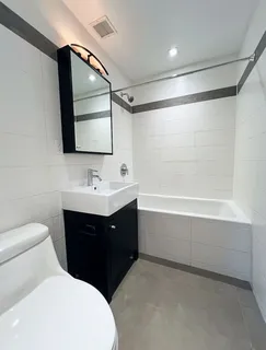 $3,456 | 170 Meserole Street, Unit 4L | Williamsburg