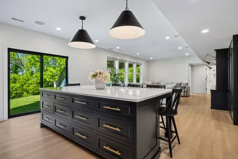 $1,400,000 | 5555 Garland Lane North, Plymouth, MN 55446