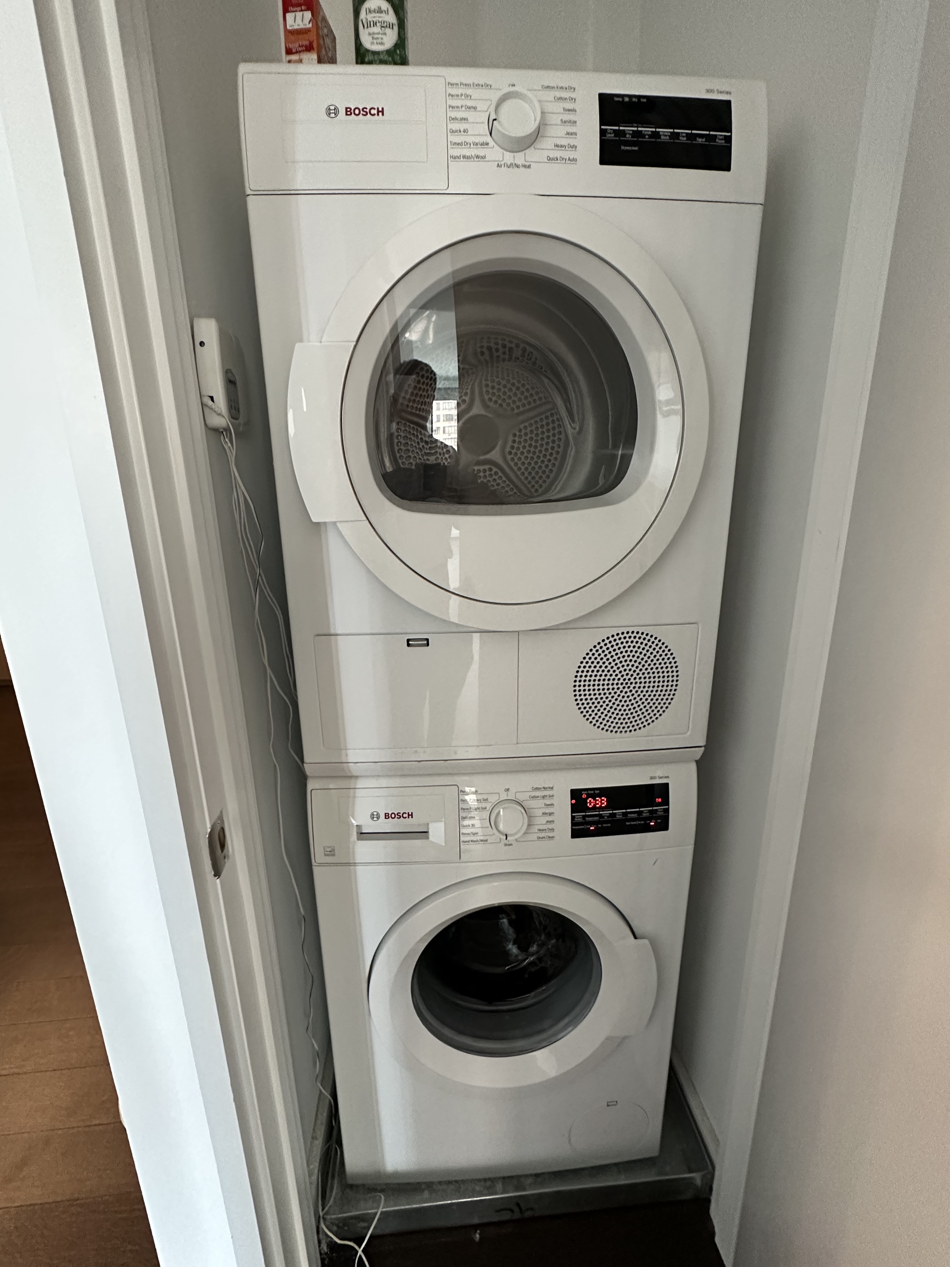 591 3rd Avenue, Unit 9C Manhattan, NY 10016 - Photo 6 of 13 a utility room with dryer and washer