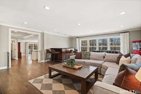 $1,495,000 | 72 Barclay Drive, Stamford, CT 06903