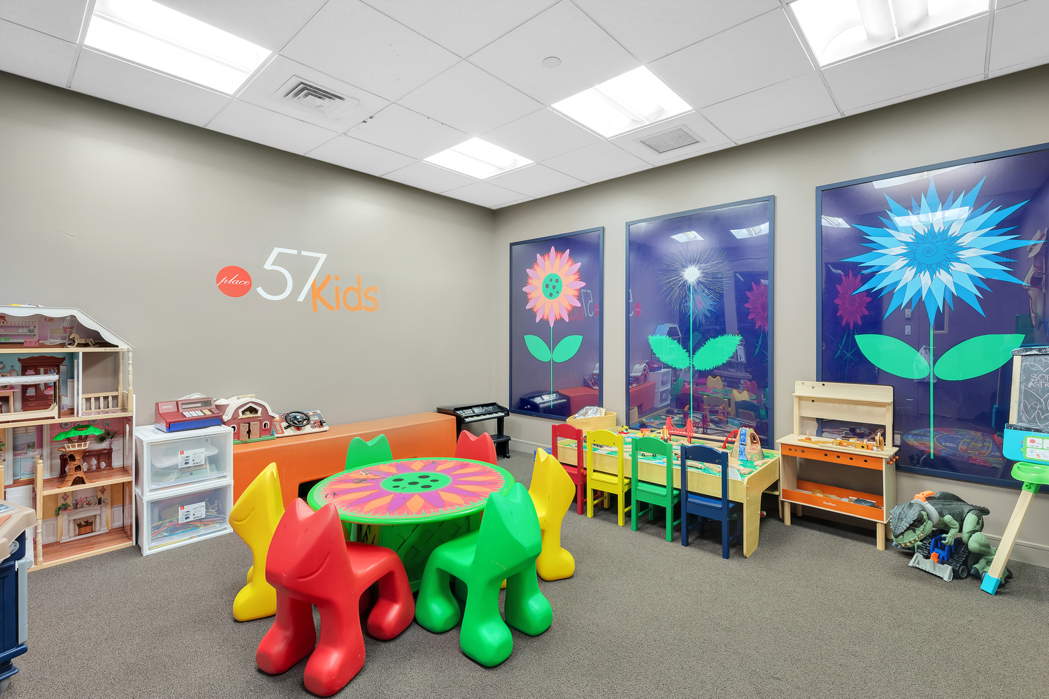 207 East 57th Street, Unit 25B Manhattan, NY 10022 - Photo 16 of 19 a play room with toys