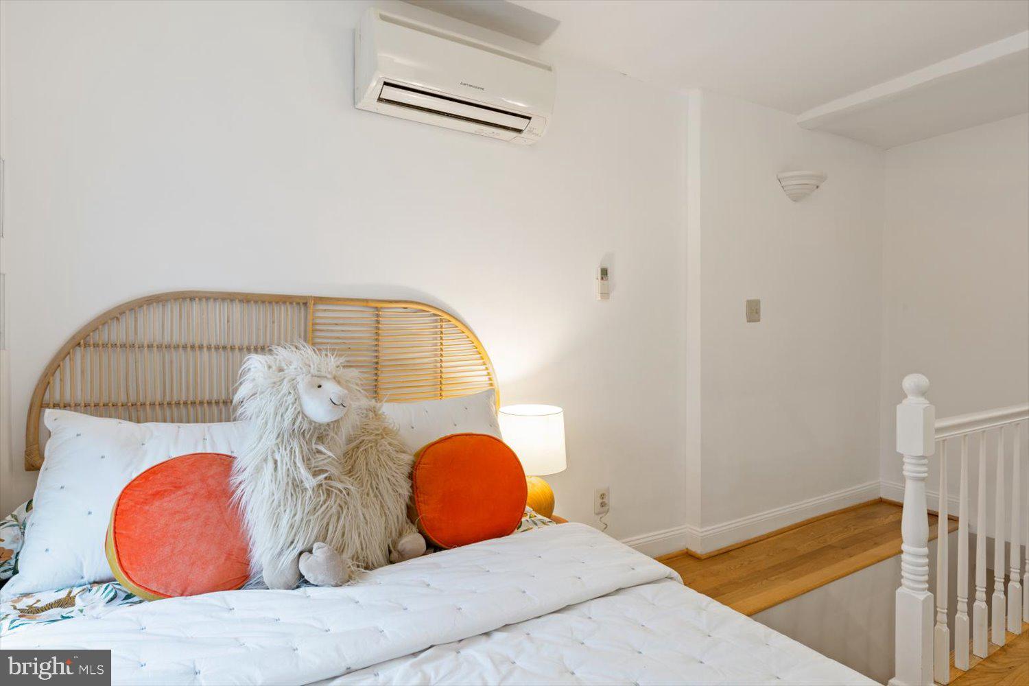 203 9th Street Southeast Washington, DC 20003 - Photo 40 of 47