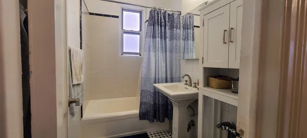 $2,600 | 117-01 Park Lane South, Unit B3L | Forest Park