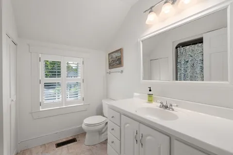 $1,699,000 | 8 Avon Road, Wellesley, MA 02482