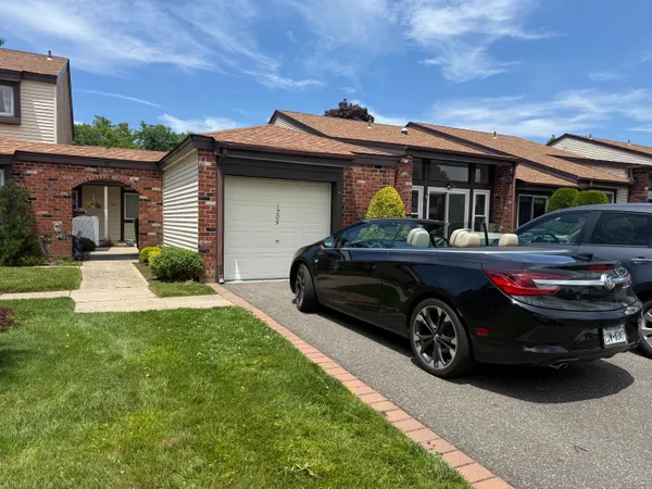 $649,000 | 1205 Gotham Drive, St. James, NY 11780