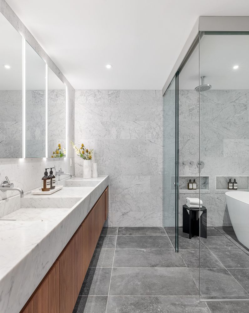 $2,825,000 | 142 West 19th Street, Unit 5 | Chelsea