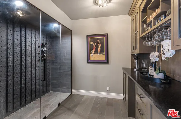 $3,995,000 | 4054 Stone Canyon Avenue, Sherman Oaks, CA 91403