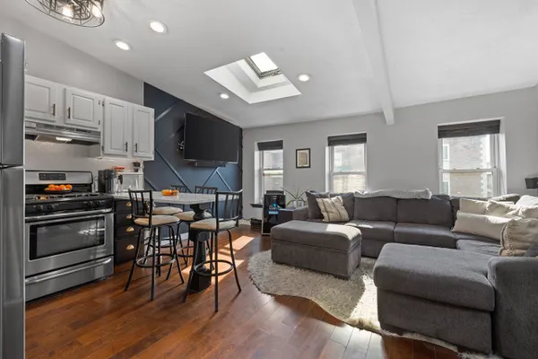 Contact Agent | 758 East 6th Street, Unit 3, South Boston, MA 02127