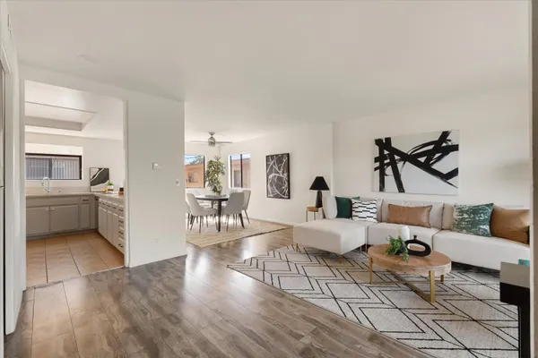 $525,000 | 850 West 157th Street, Unit 6, Gardena, CA 90247