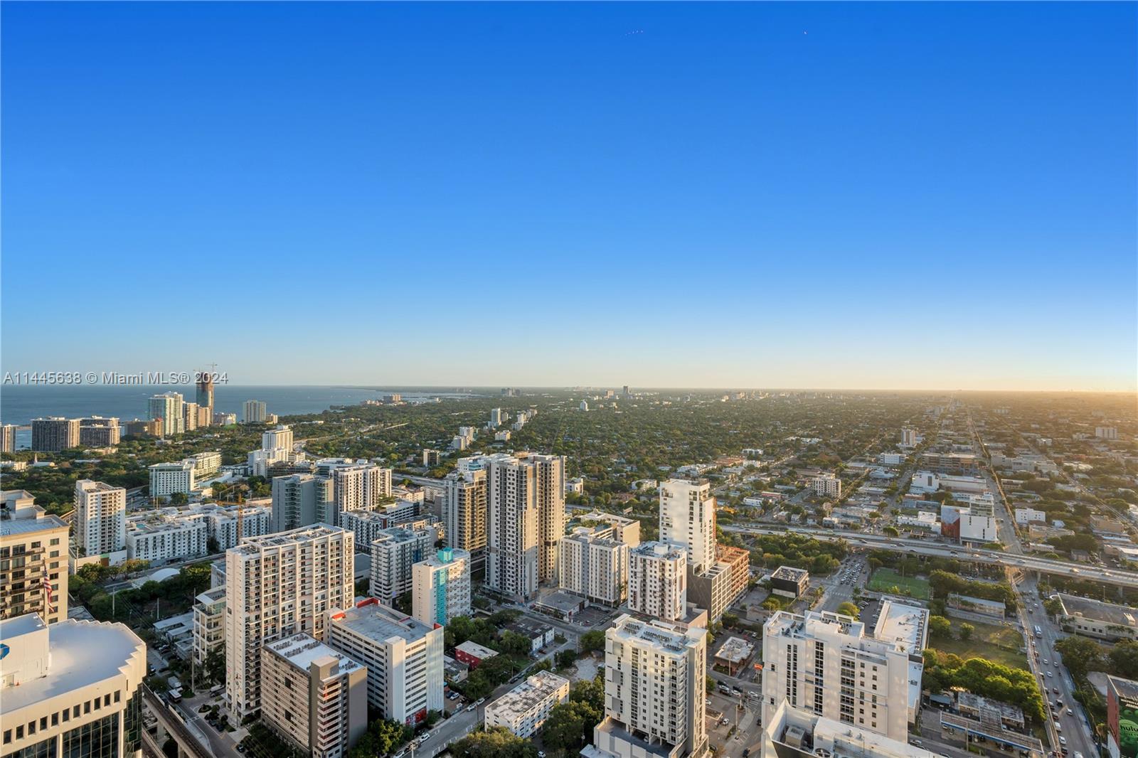 88 Southwest 7th Street, Unit PH4303 Miami, FL 33130 - Photo 59 of 97