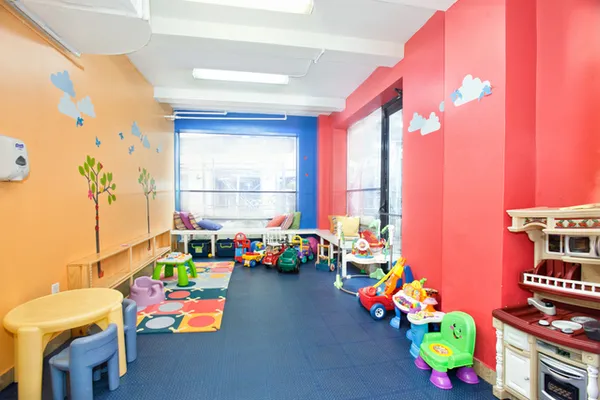 a view of a building entrance