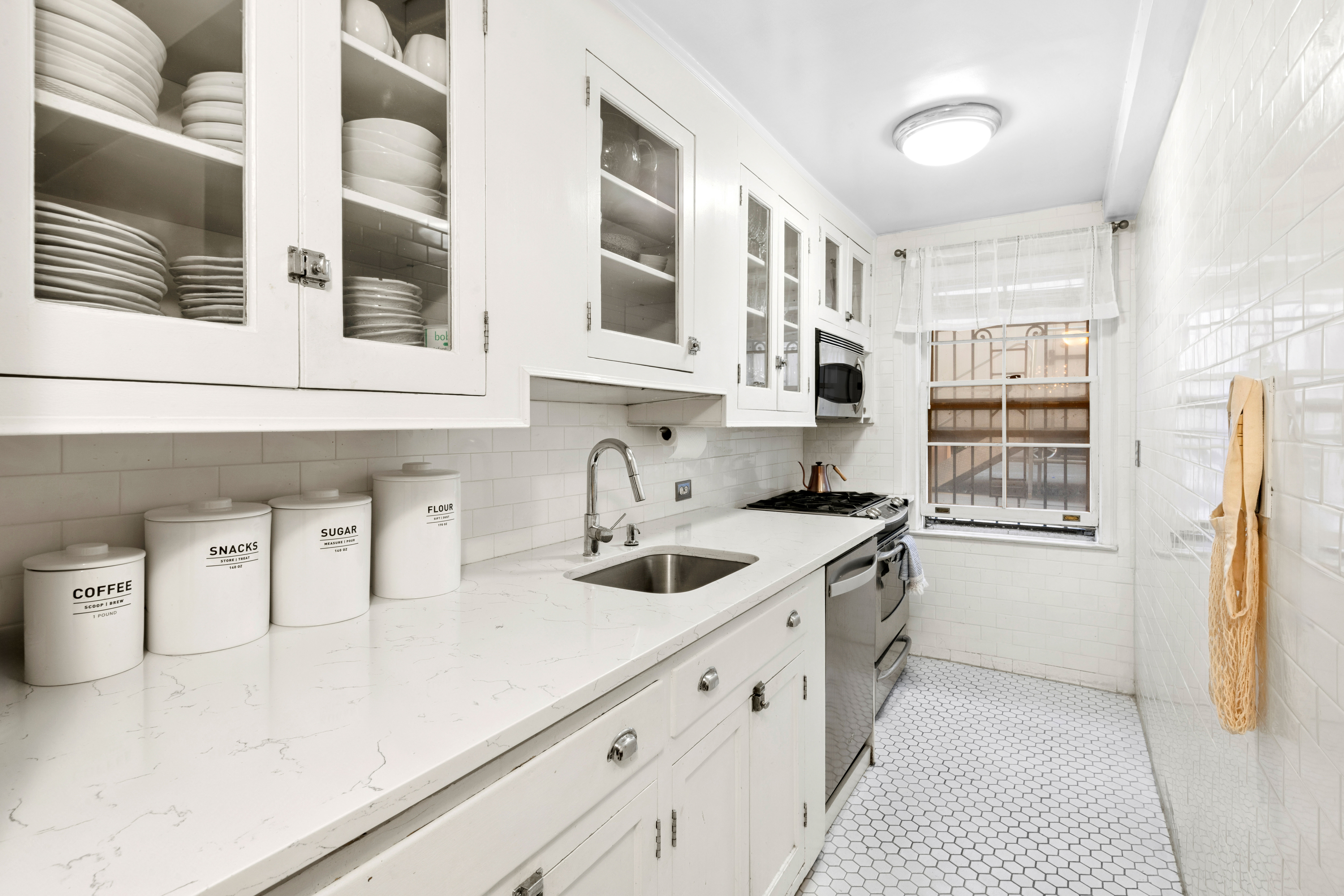 320 Central Park West, Unit 1J Manhattan, NY 10025 - Photo 6 of 12