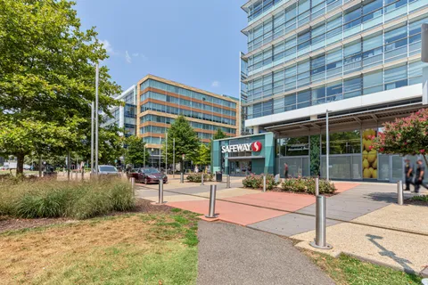 $487,500 | N Street Southwest, Washington, DC 20024