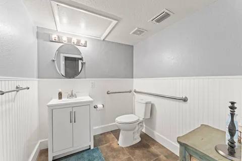 $1,999,000 | 51 North Orlando Avenue, Cocoa Beach, FL 32931