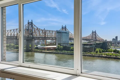 $2,495,000 | 45 Sutton Place South, Unit 10F | Sutton Place