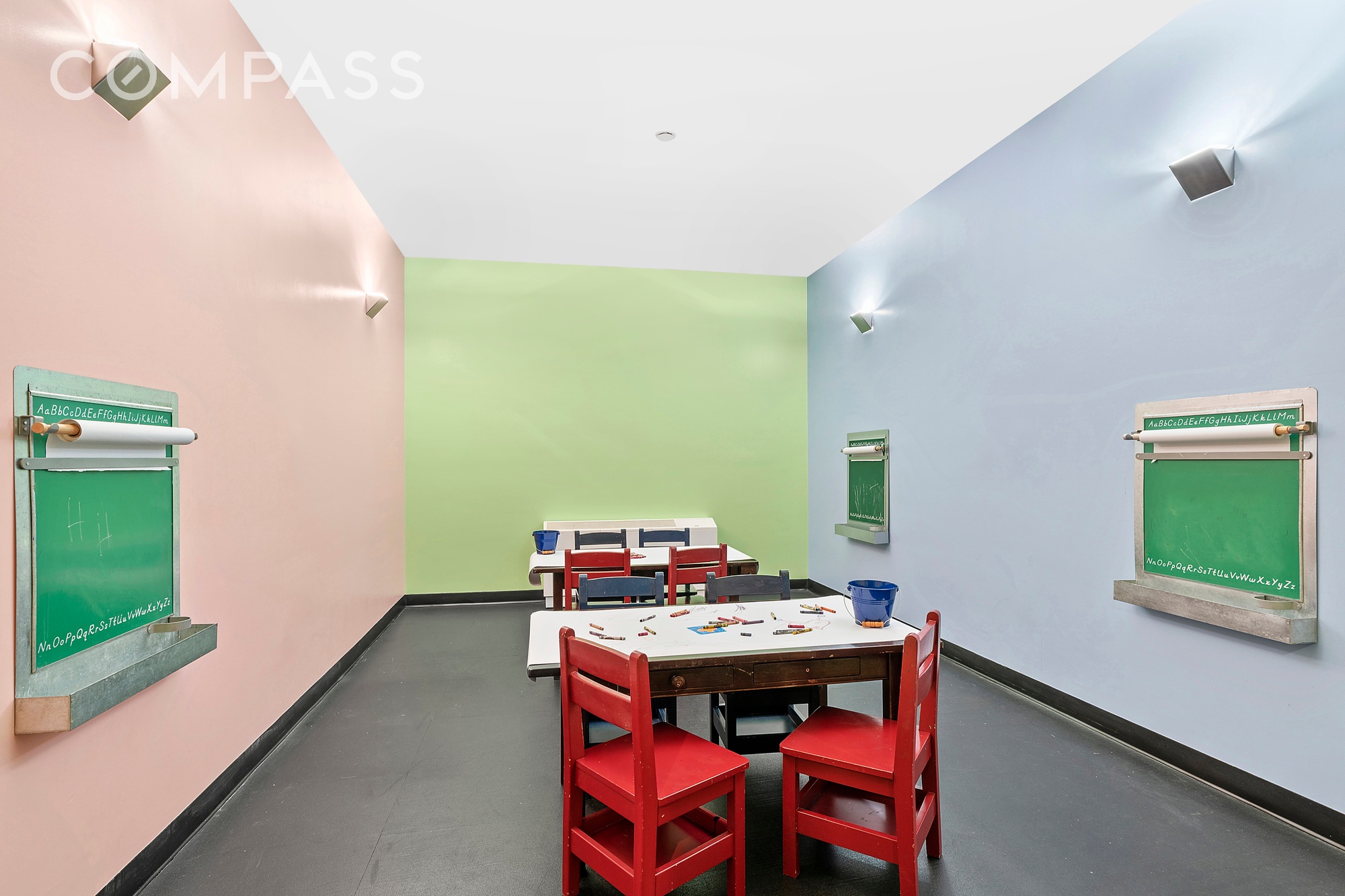 360 Furman Street, Unit 320/321 Brooklyn, NY 11201 - Photo 25 of 28 a dining room with a table and chairs