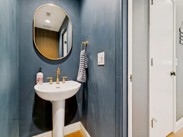 $620,000 | 3250 Cambrick Street, Unit 9, Dallas, TX 75204