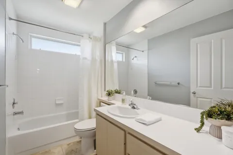 $355,000 | 10701 Chapman Oak Court, Palm Beach Gardens, FL 33410