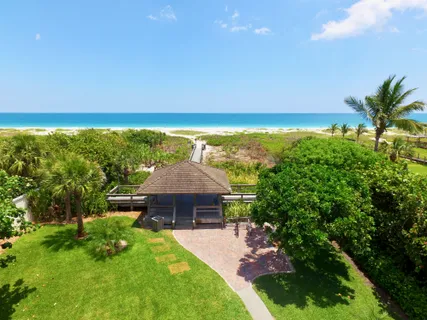 $1,190,000 | 1320 Spanish Lace Lane, Vero Beach, FL 32963