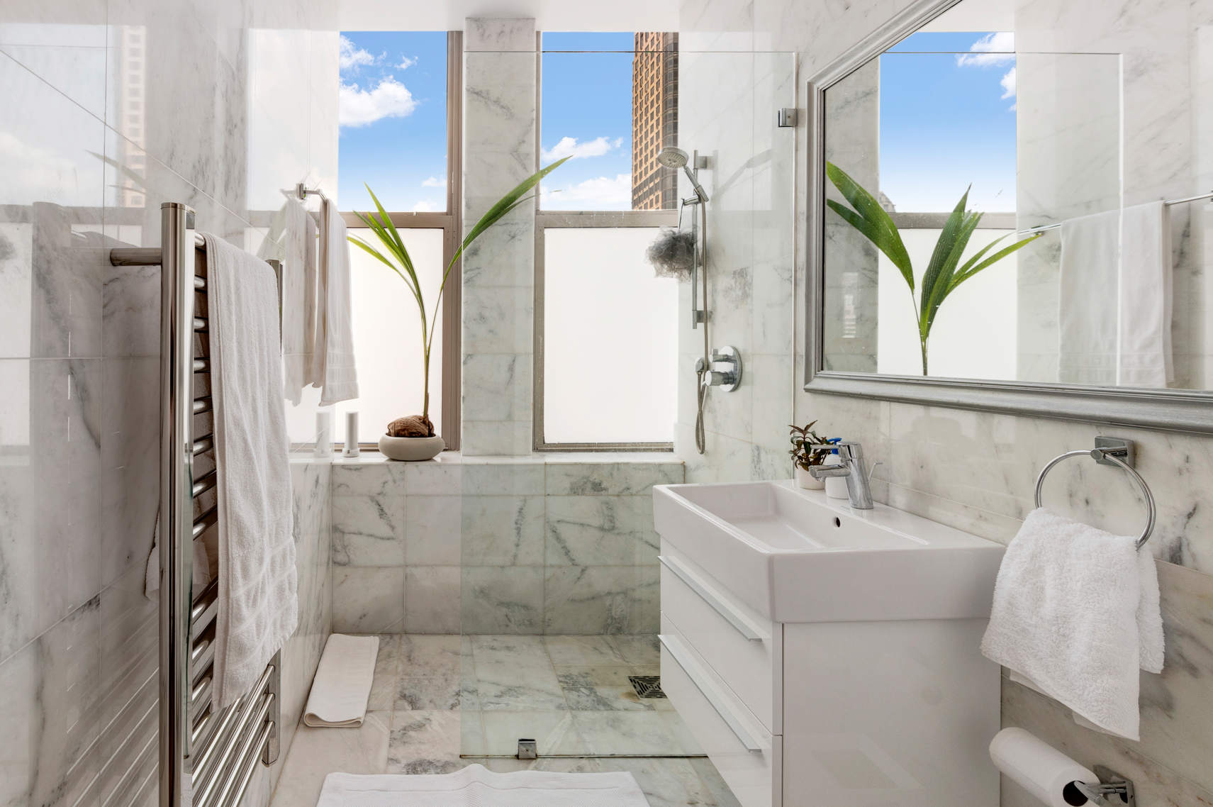 350 East 82nd Street, Unit PHB Manhattan, NY 10028 - Photo 4 of 9