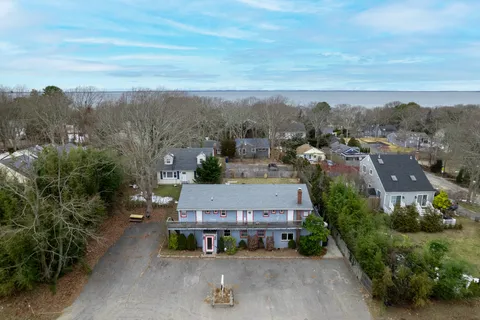 $3,650,000 | 87 North Road, Hampton Bays, NY 11946