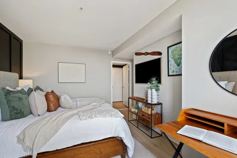 $525,000 | 555 Massachusetts Avenue Northwest, Unit 1419, Washington, DC 20001