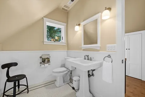 $3,050,000 | 4011 East 3rd Avenue, Napa, CA 94558