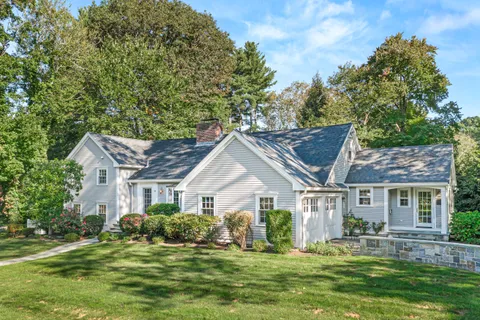 $2,895,000 | 24 Radcliffe Road, Wellesley, MA 02482