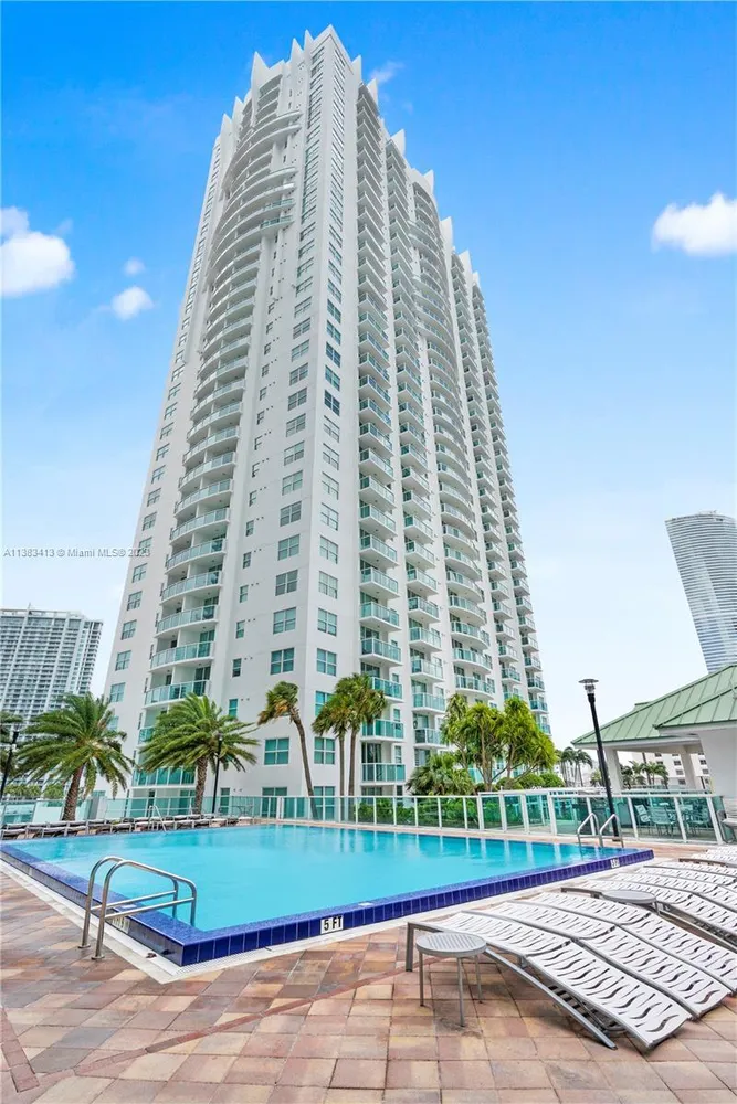 Contact Agent | 31 Southeast 5th Street, Miami, FL 33131