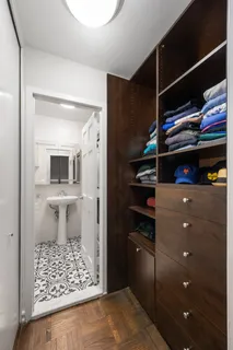 $949,000 | 1160 3rd Avenue, Unit 6BC | Lenox Hill