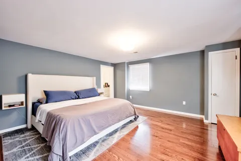 Contact Agent | Wayne Avenue, Springfield, PA 19064