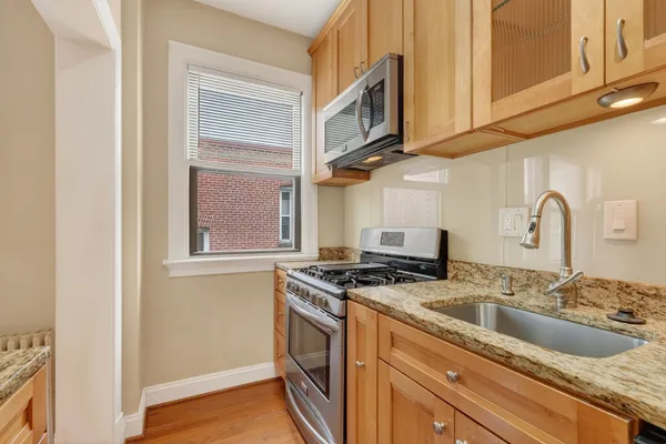 $2,100 | 3616 Connecticut Avenue Northwest, Unit 407, Washington, DC 20008
