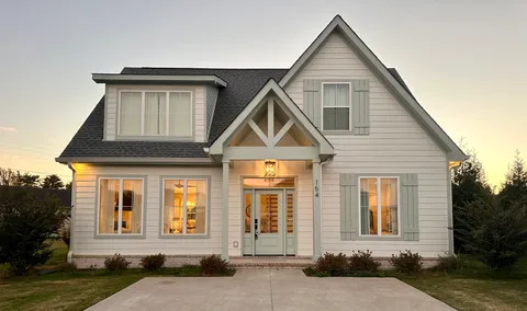 $733,000 | 154 Barefoot Way, Winchester, TN 37398