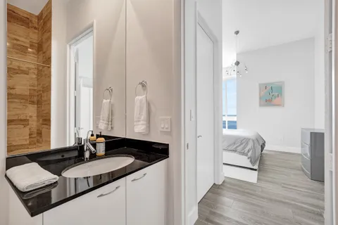 $3,149,000 | 15901 Collins Avenue, Unit 4301, Sunny Isles Beach, FL 33160