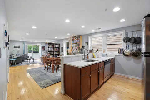 $625,000 | 732 Lamont Street Northwest, Unit 203, Washington, DC 20010