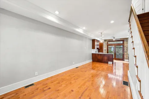 $665,000 | 760 South 6th Street, Philadelphia, PA 19147
