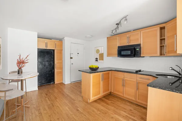 $650,000 | 435 East 86th Street, Unit 4E | Upper East Side