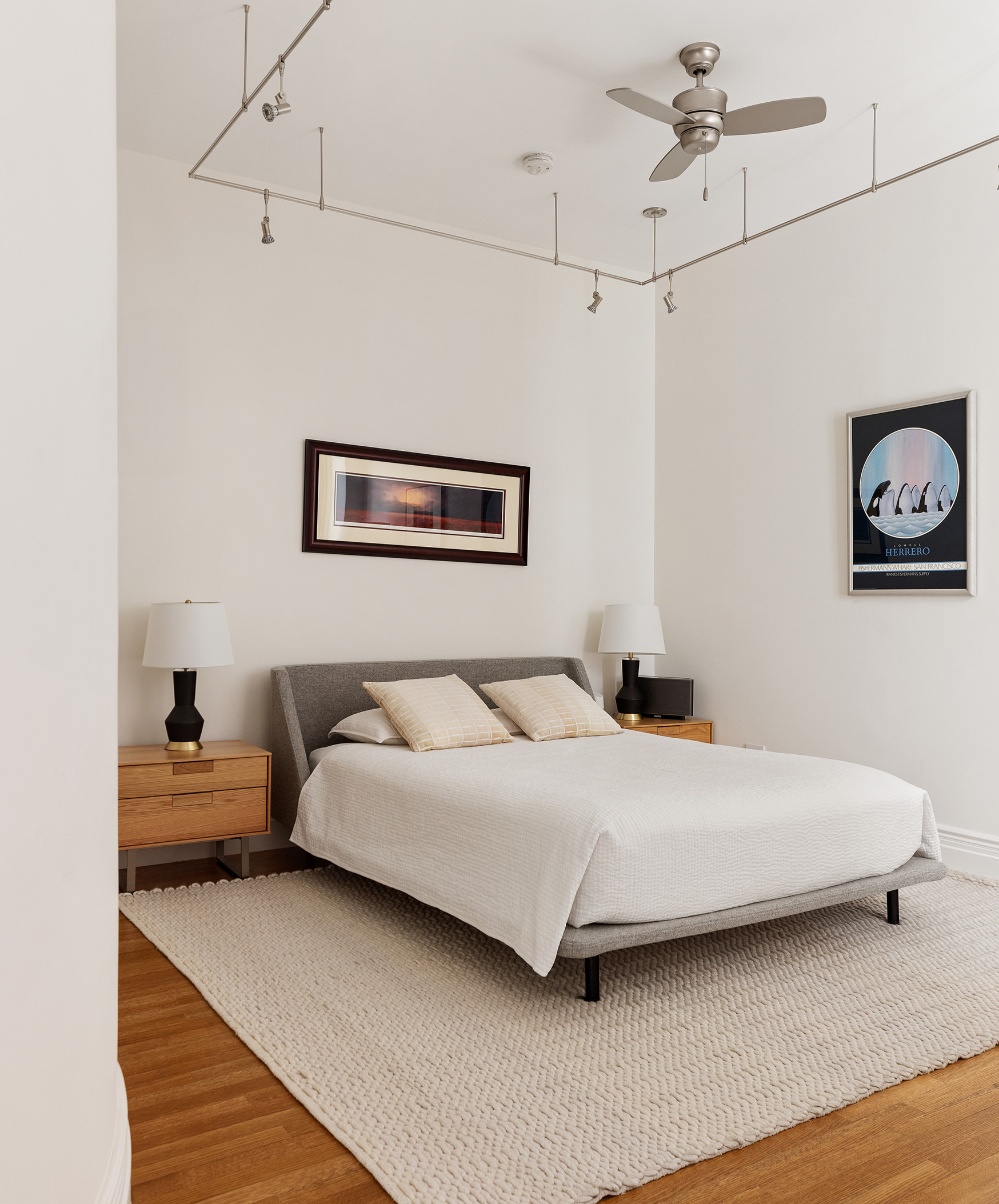 137 Riverside Drive, Unit 2D Manhattan, NY 10024 - Photo 17 of 20 a bedroom with a bed and a lamp